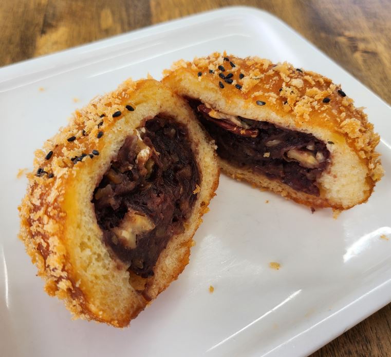 HOY HOY Red Bean Croquette *2pcs — crispy golden crust with a sweet red bean filling