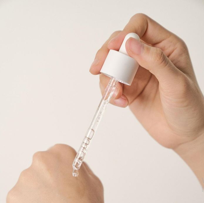 SKIN1004 마다가스카르 센텔라 포레마이징 프레쉬 앰플 - 모공 케어 & 오일 컨트롤 세럼 100ml