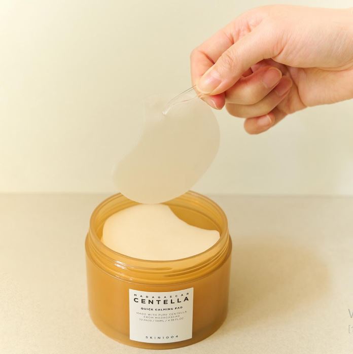 SKIN1004 마다가스카르 센텔라 퀵 카밍 패드 - 민감성 피부용 진정 토너 패드, 70개입