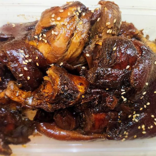 웰빙 돼지 앞다리 왕족발 2족 약 1.2kg 쫄깃하고 담백한 맛