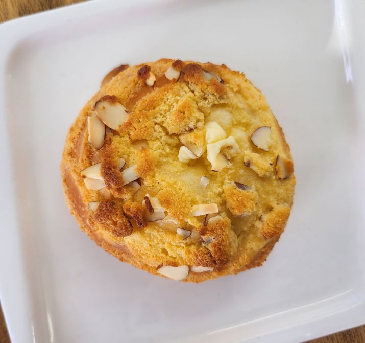 HOY HOY Almond Bun 2Pcs-Soft, fluffy bread topped with crunchy almonds and a sweet glaze