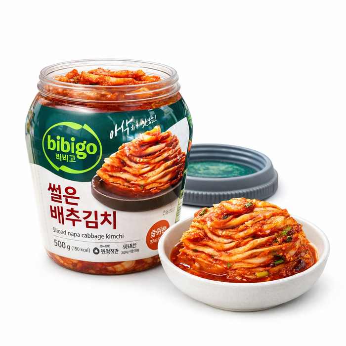 CJ bibigo Sliced Mat Kimchi Bottle 500g