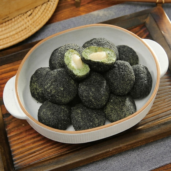 GOSUROK Frozen Black Sesame Duteop Tteok – Korean Filled Rice Cakes 400g