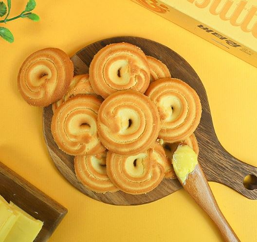 HAITAI Butter Ring Gold Buttery Cookie Snack 65g